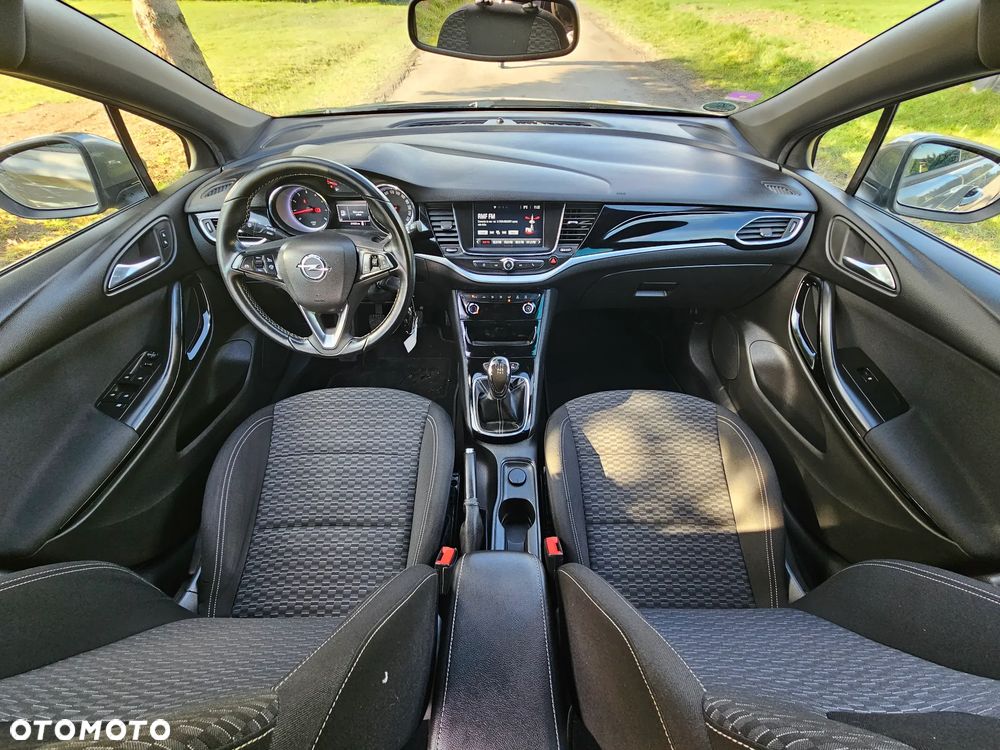 Opel Astra 1.4 Turbo 120 Jahre - 6