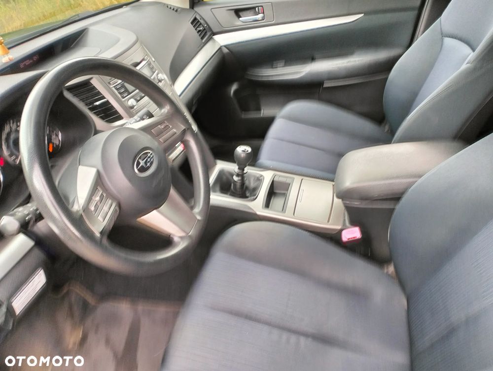 Subaru Legacy 2.0 D Sport - 35