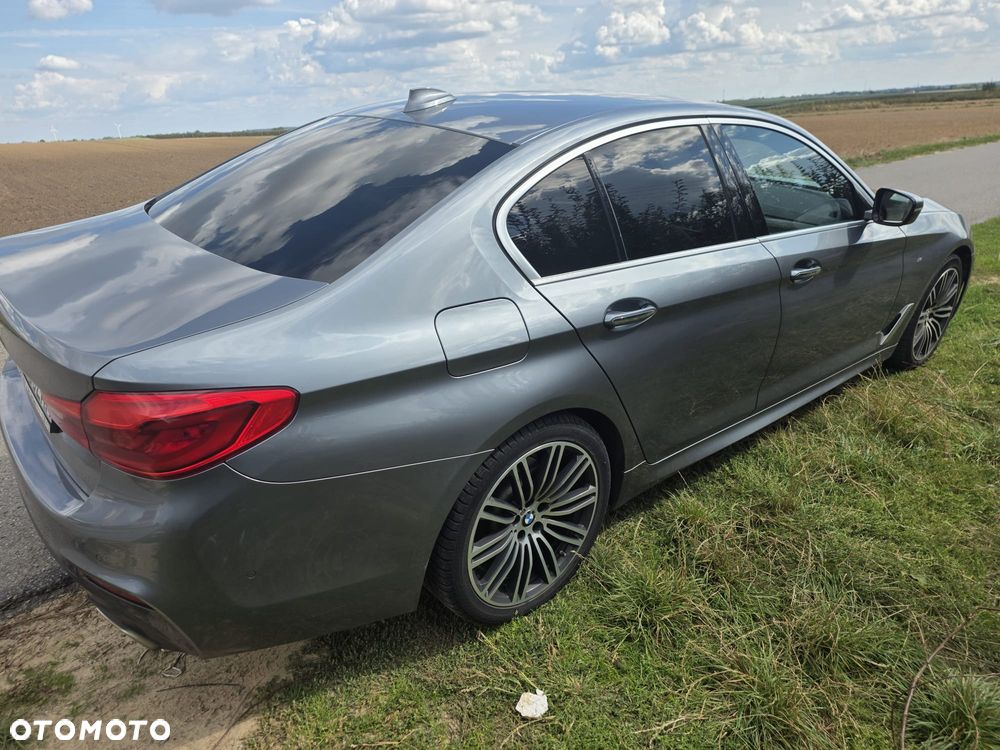 BMW Seria 5 520d xDrive mHEV M Sport sport - 4