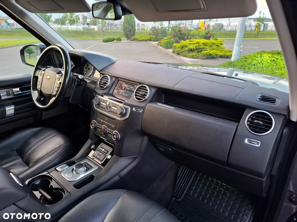 Land Rover Discovery 3.0 V6 SC HSE - 17