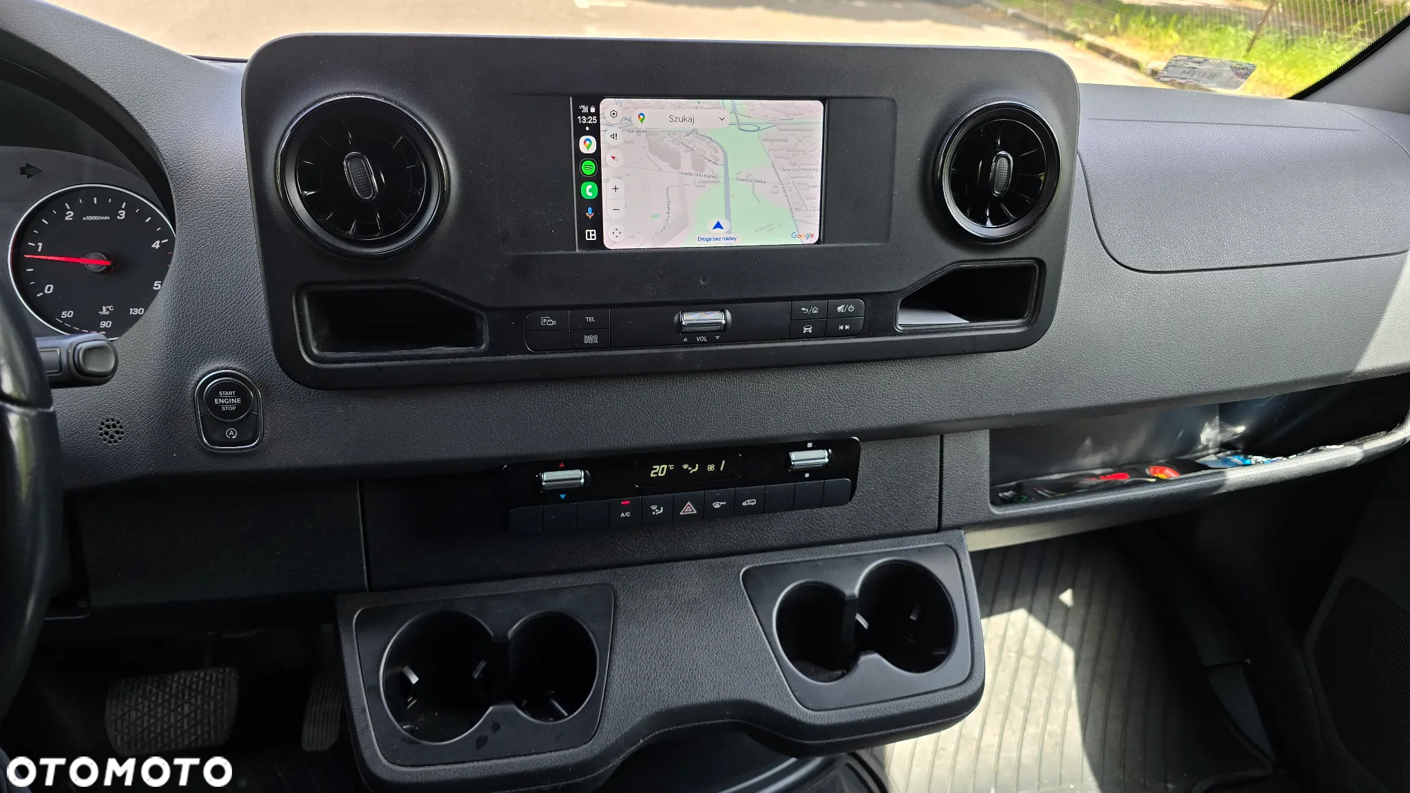 Mercedes-Benz SPRINTER - 25