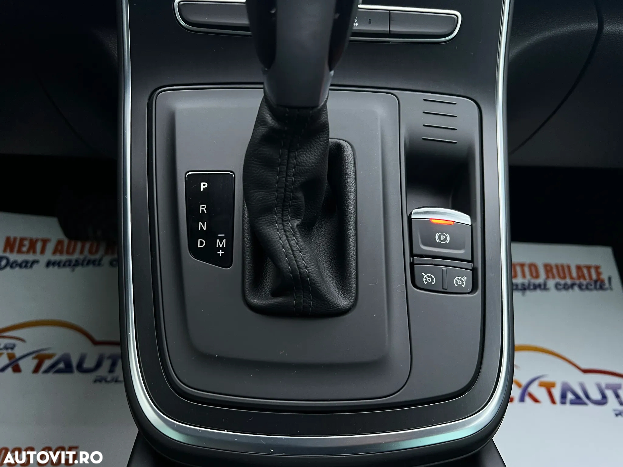 Renault Grand Scenic - 12
