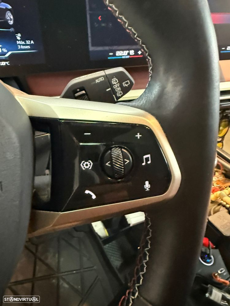 BMW iX M60 - 28