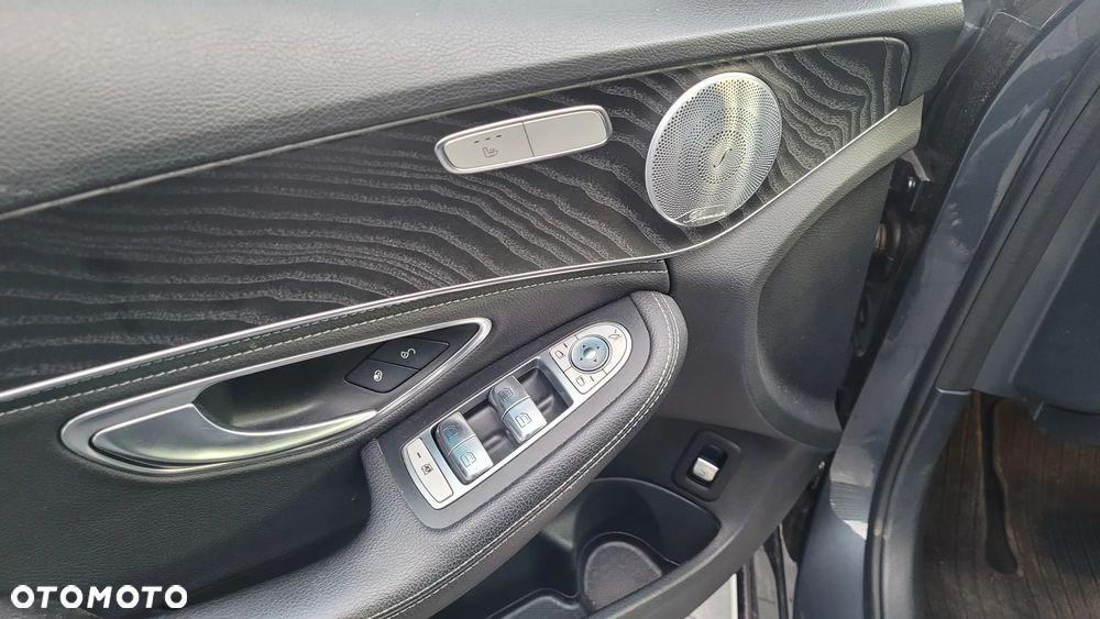 Mercedes-Benz Klasa C 350 e 7G-TRONIC Avantgarde - 25