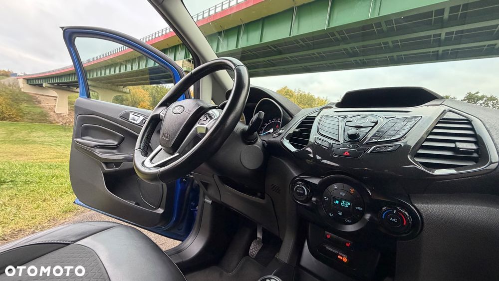 Ford EcoSport - 18
