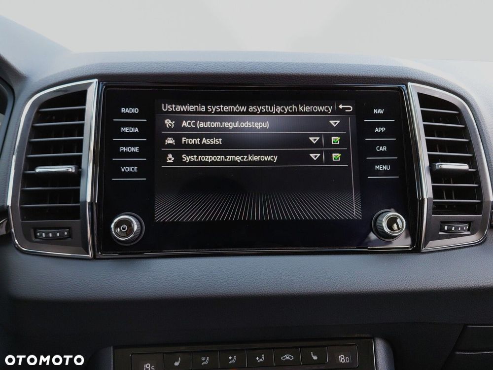 Skoda Karoq 1.5 TSI ACT Style DSG - 30