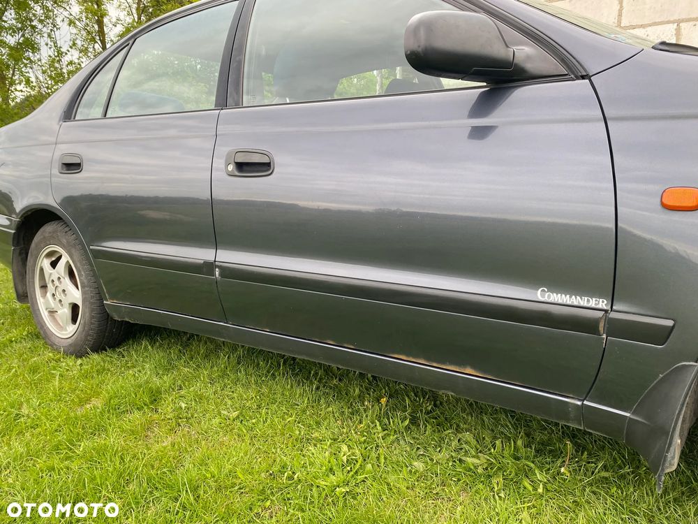 Toyota Carina - 5