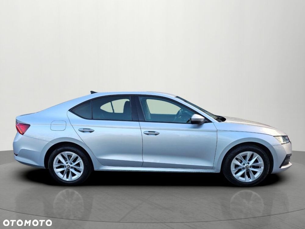 Skoda Octavia 2.0 TDI Ambition - 8