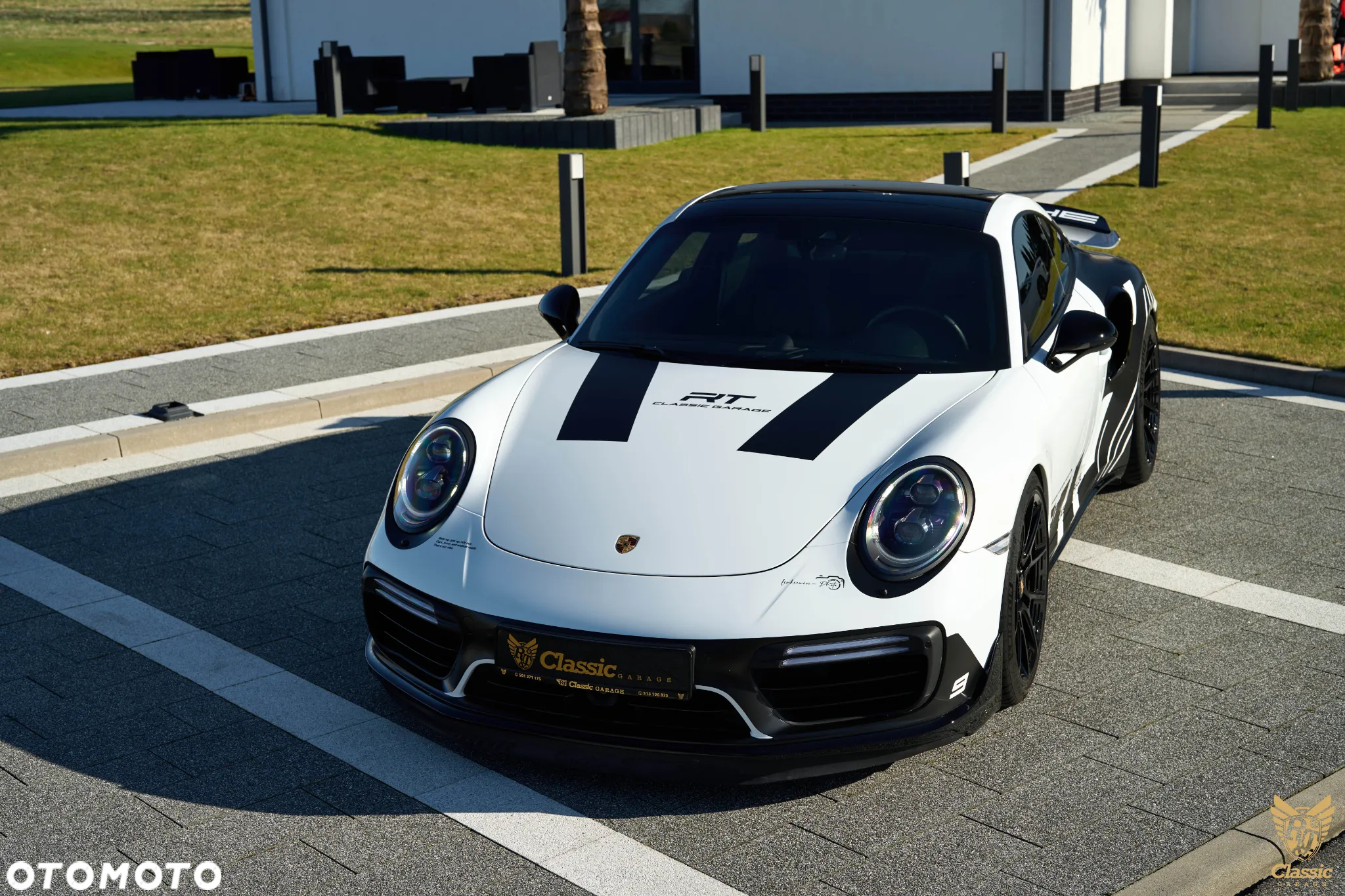 Porsche 911 Turbo S - 16
