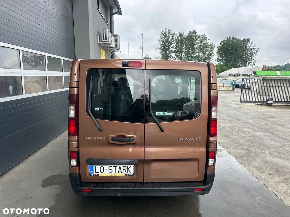 Renault Trafic - 2