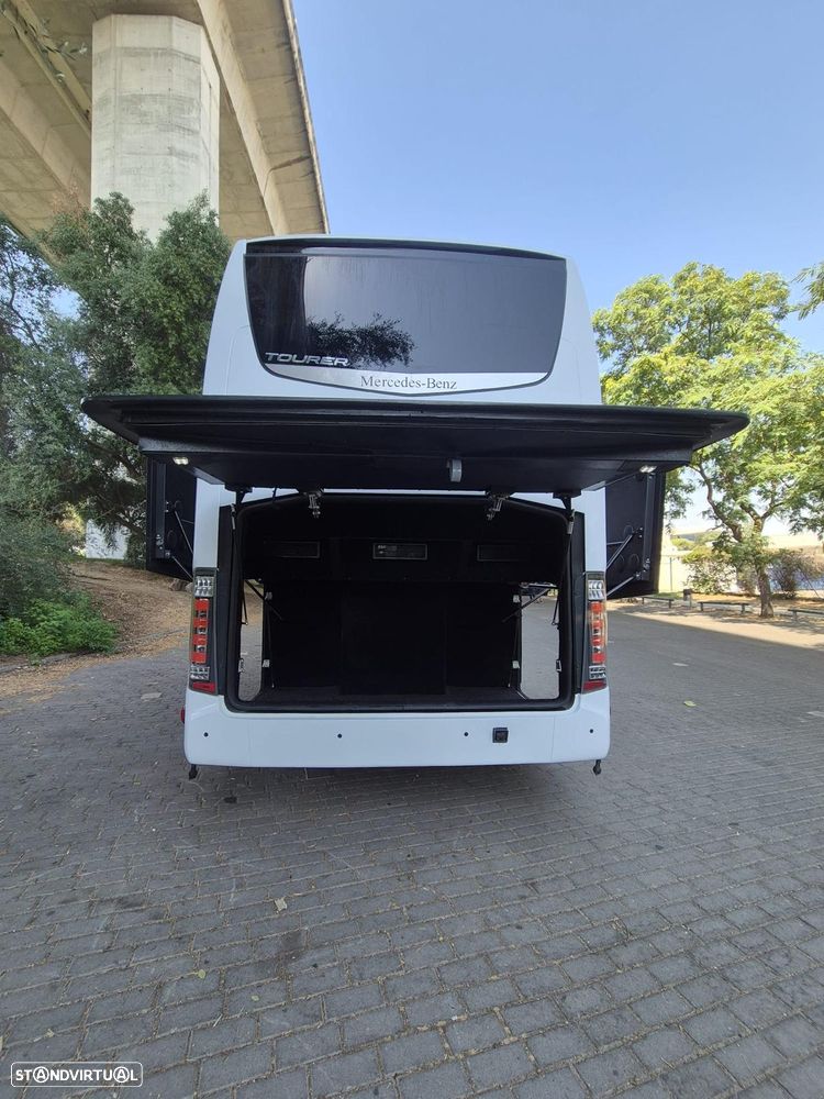 Mercedes Benz Mercedes Tourer 1224 - 4
