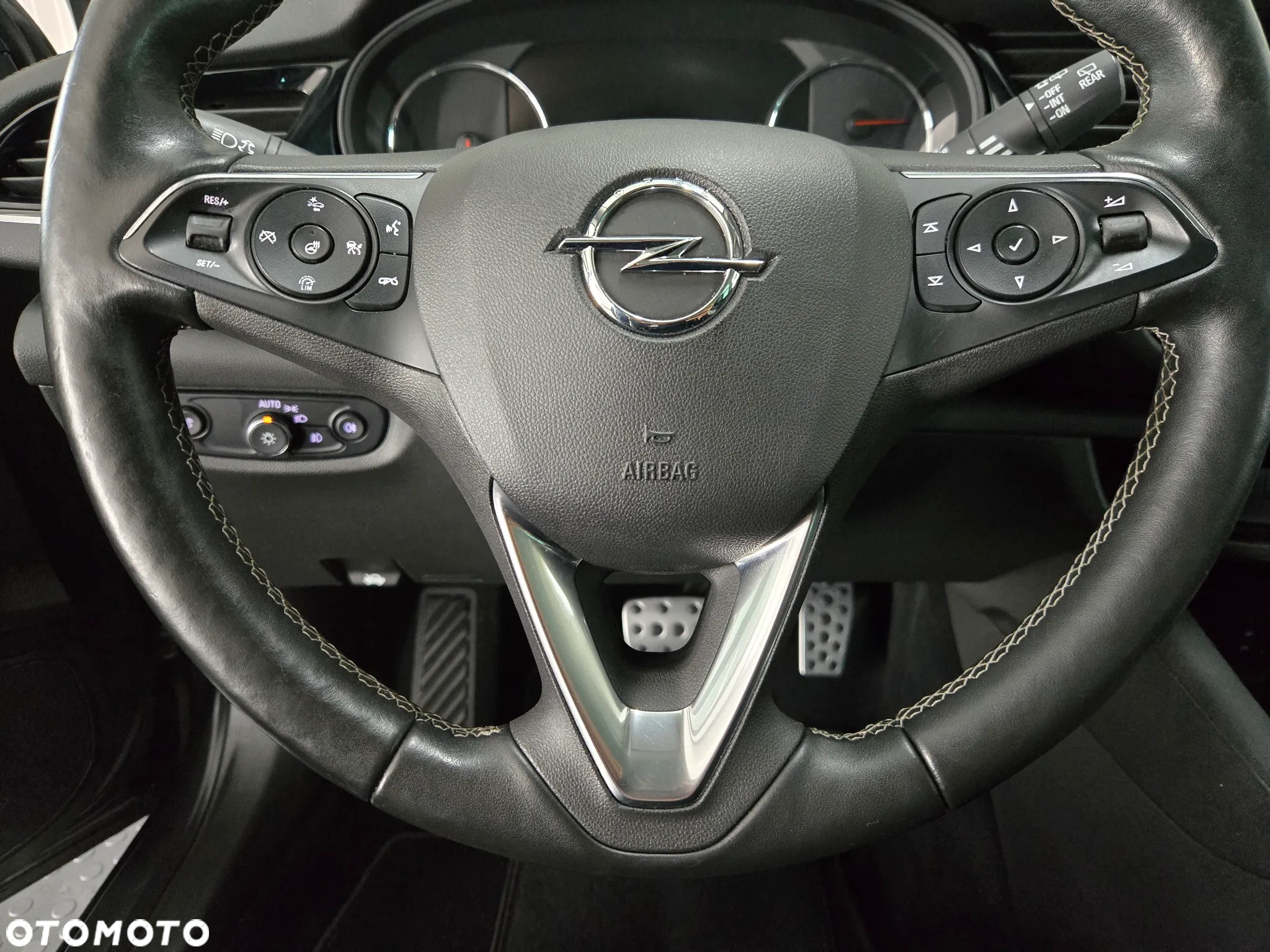 Opel Insignia 2.0 CDTI 4x4 Ultimate S&S - 31