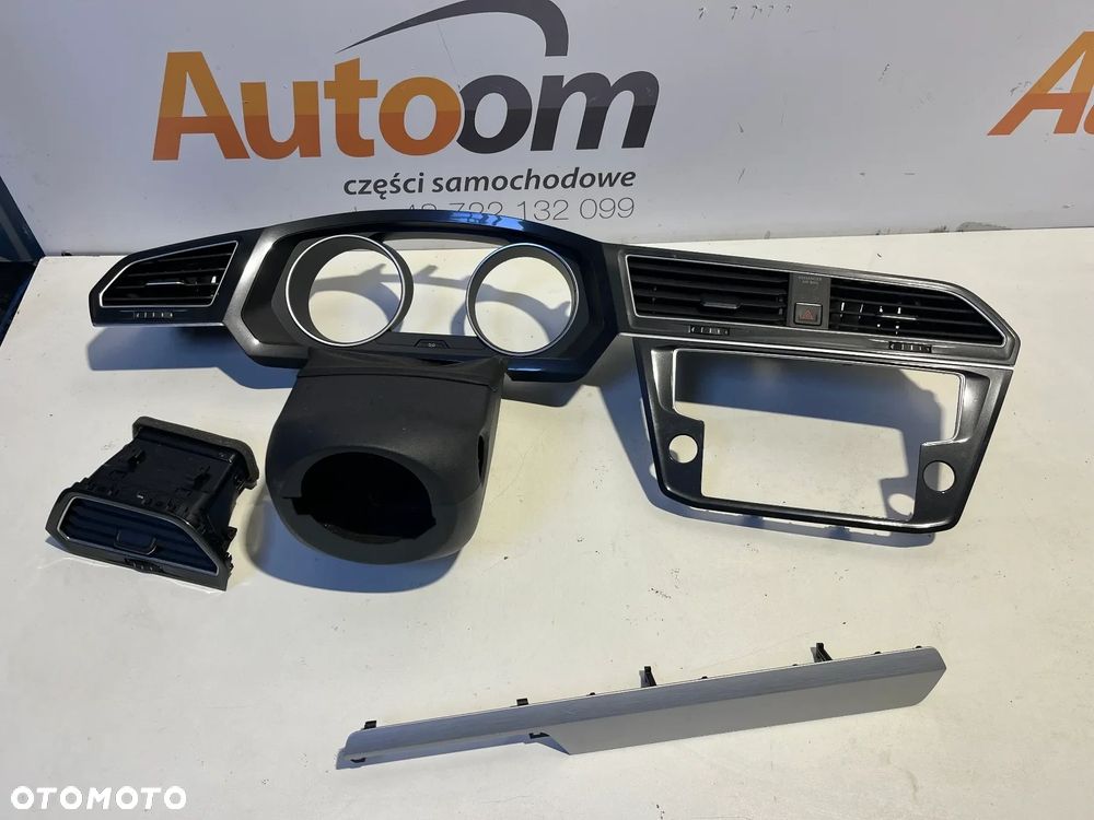 TIGUAN 5NA DEKOR KONSOLI 5NB857189E,5NB858418 ORYGINALNY - 1