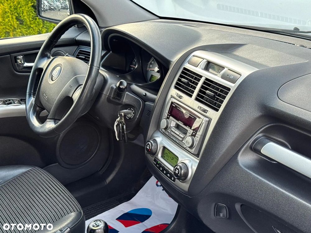 Kia Sportage 2.0 4WD Cup - 31