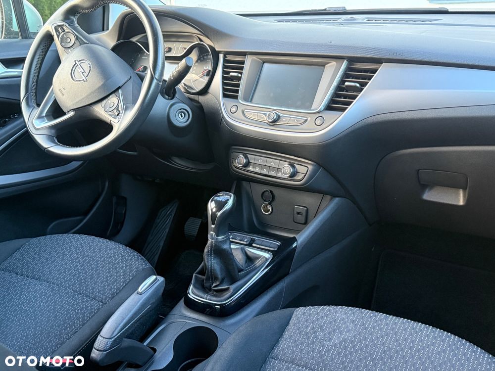 Opel Crossland X - 18