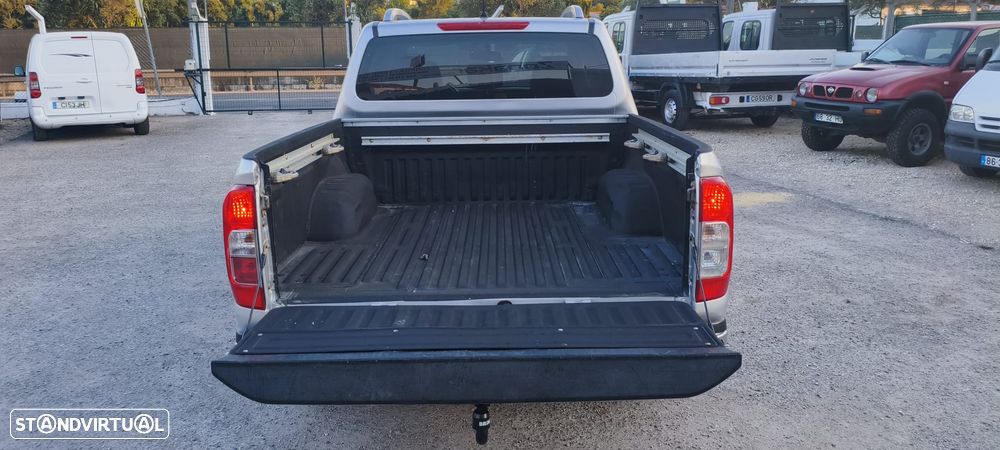 Nissan Pick Up - 12