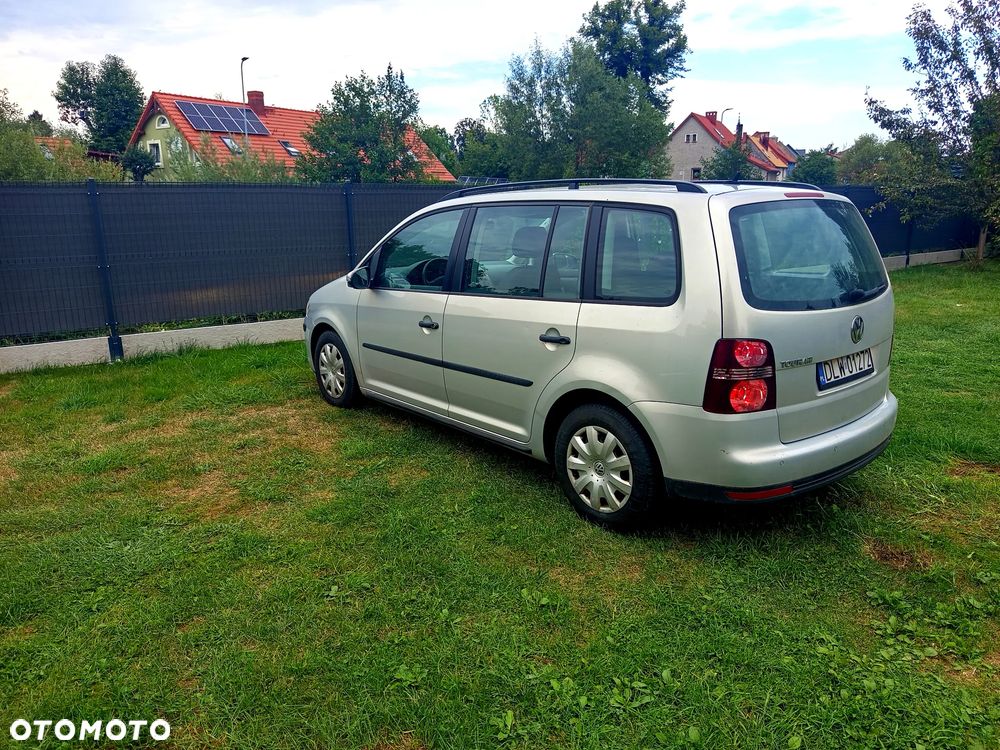 Volkswagen Touran 1.9 TDI DPF Blue Motion Conceptline - 12