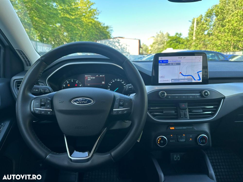 Ford Focus 1.0 EcoBoost Connected - 11