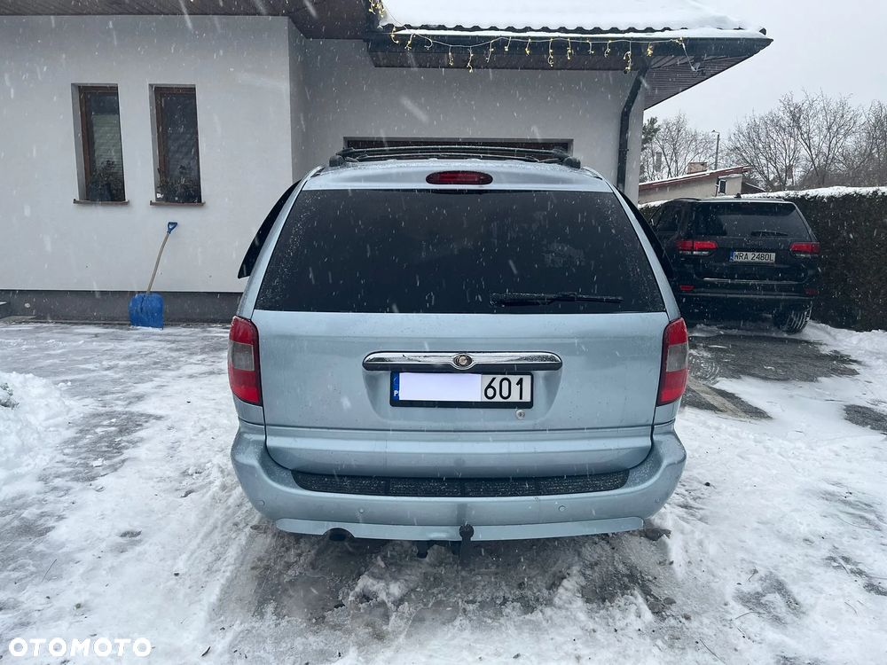 Chrysler Grand Voyager - 14