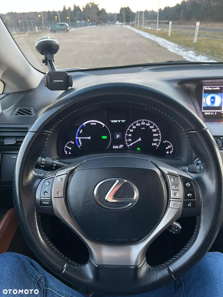 Lexus RX - 10