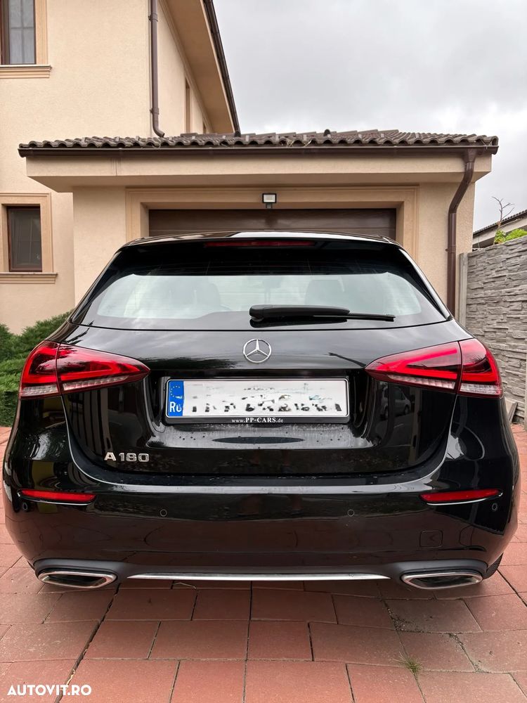 Mercedes-Benz A 180 7G-DCT Special Edition - 2