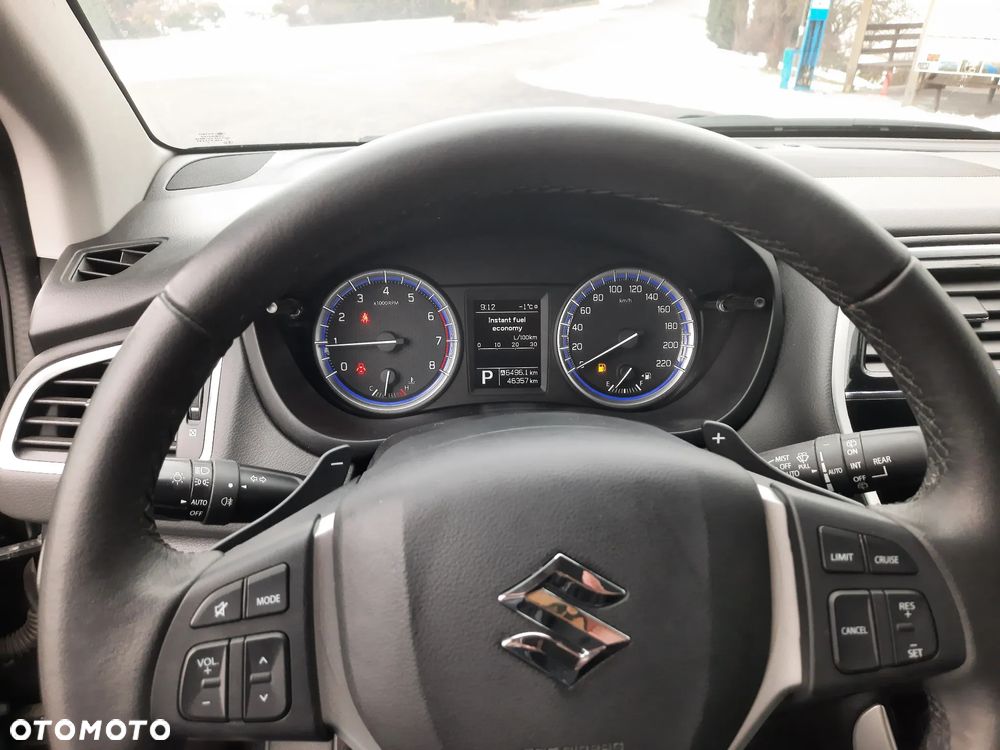 Suzuki SX4 S-Cross 1.0 T Premium - 11