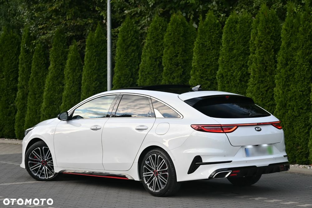Kia ProCeed 1.6 T-GDI DCT7 OPF GT - 17