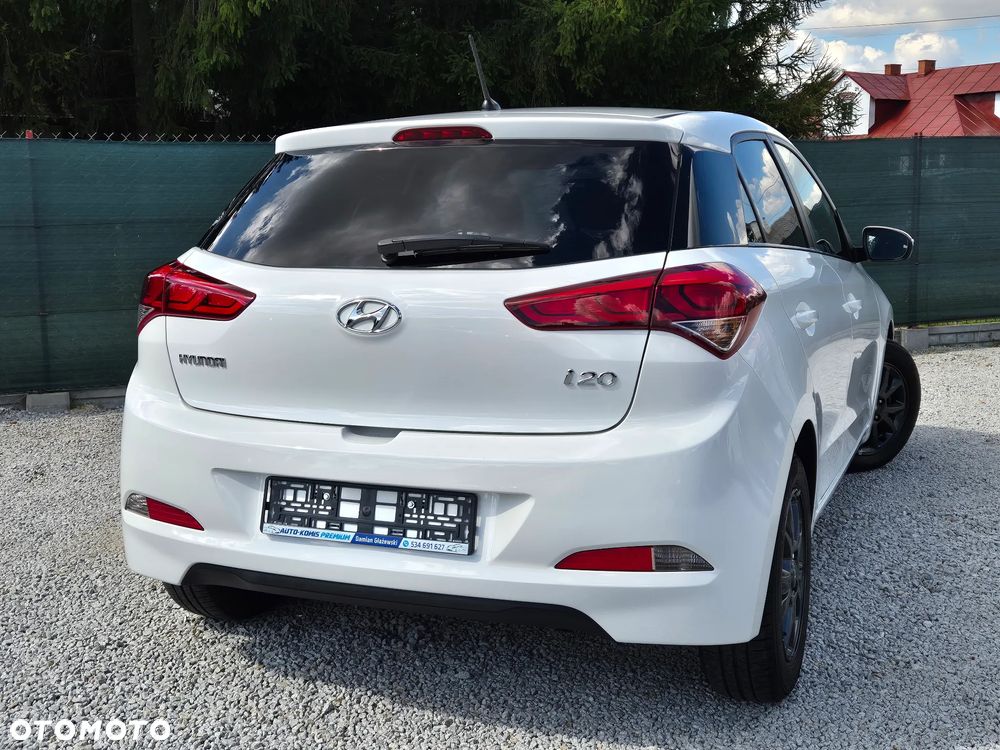 Hyundai i20 1.2 Passion - 14