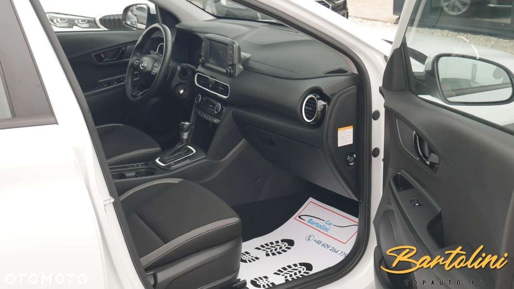 Hyundai Kona - 24