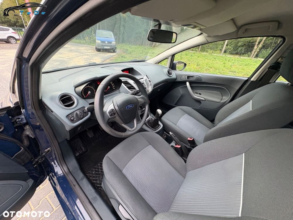 Ford Fiesta - 17