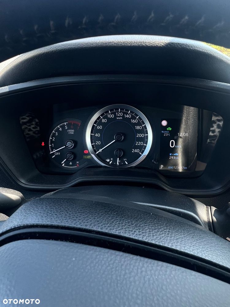 Toyota Corolla - 6