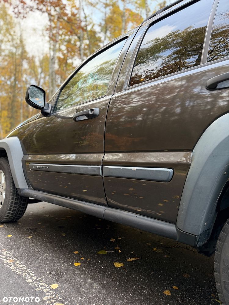 Jeep Liberty 3.7 4x4 - 13
