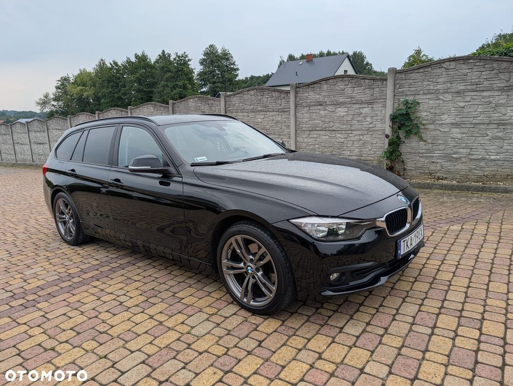 BMW Seria 3 320d Edition Luxury Line Purity - 2