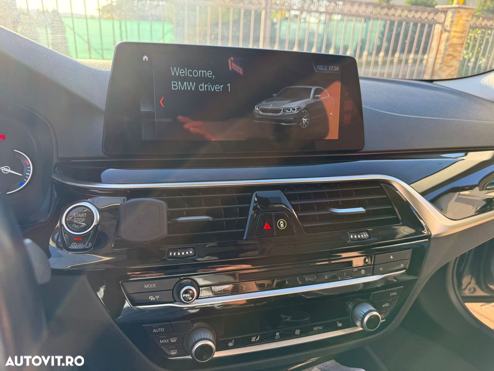 BMW Seria 5 520d Aut. Sport Line - 16