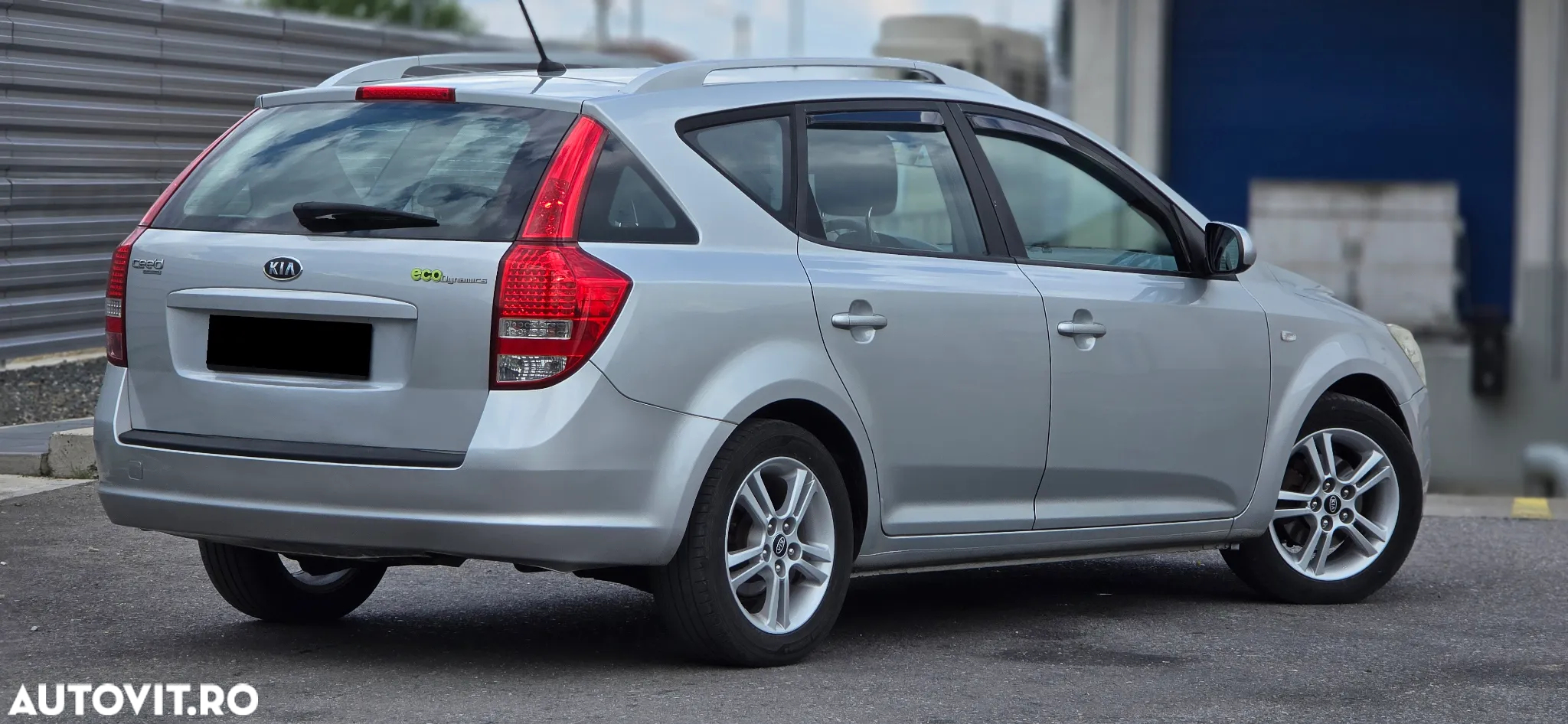 Kia Ceed - 4