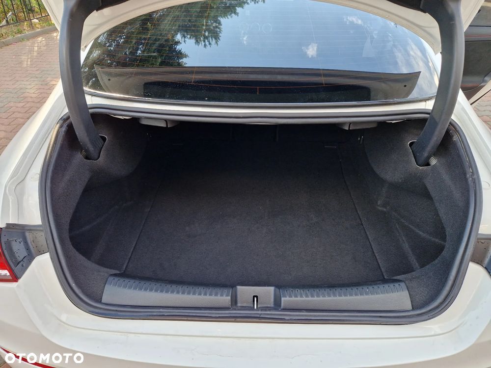 Mercedes-Benz CLA AMG 35 4-Matic 7G-DCT - 12