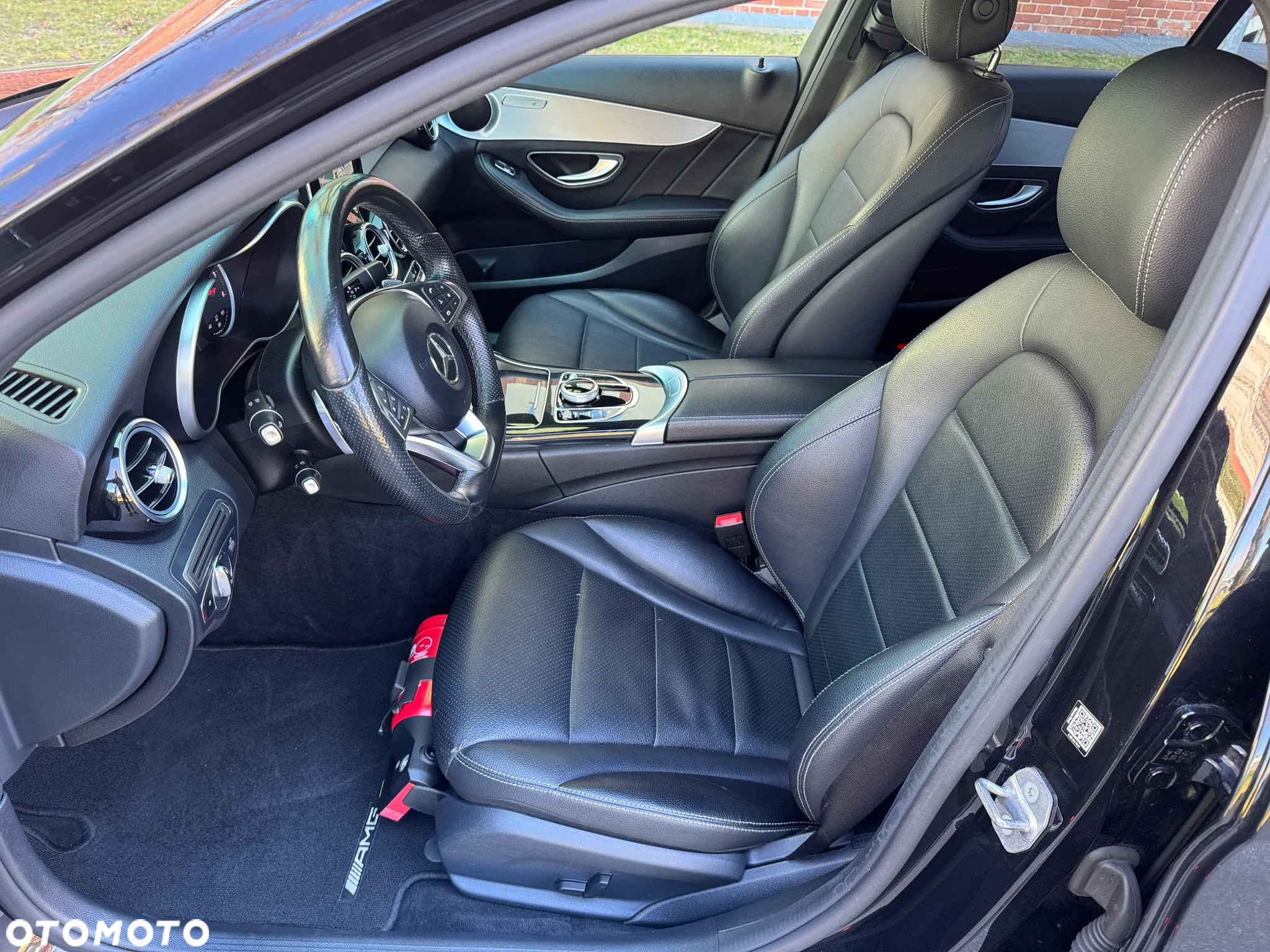 Mercedes-Benz Klasa C 180 (BlueTEC) d 7G-TRONIC AMG Line - 14