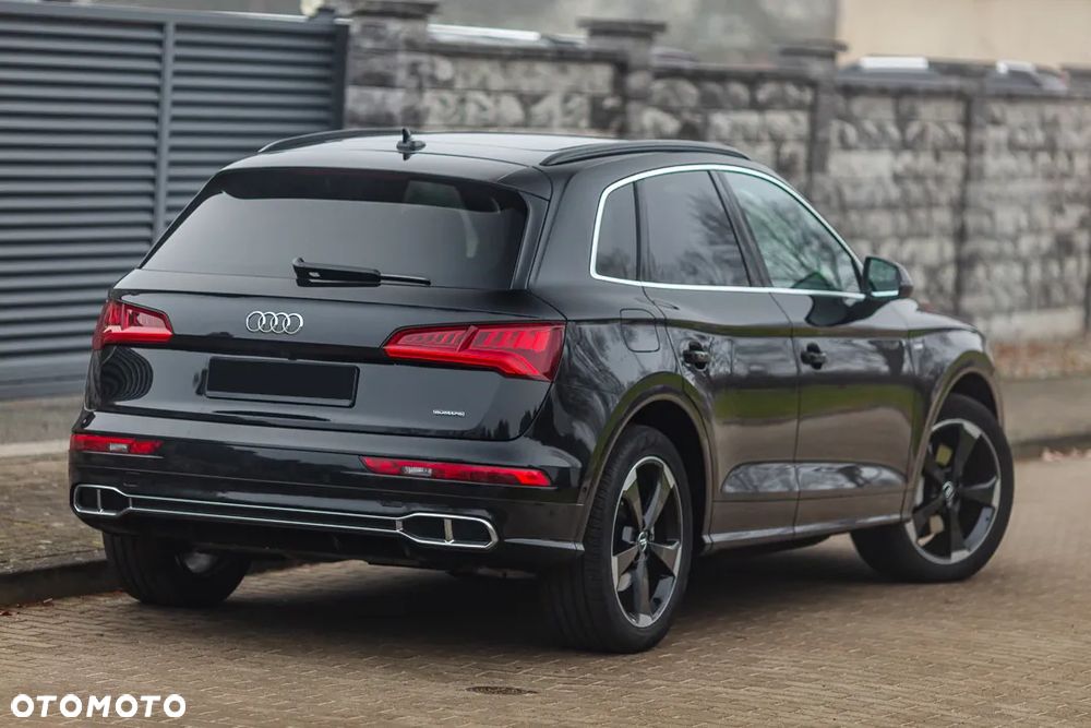 Audi Q5 55 TFSIe quattro S tronic S line business - 17