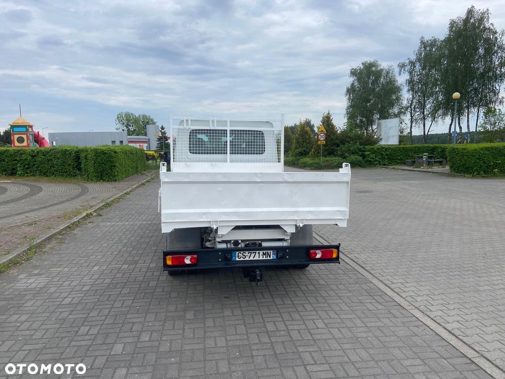 Renault Wywrotka Mascott - 11