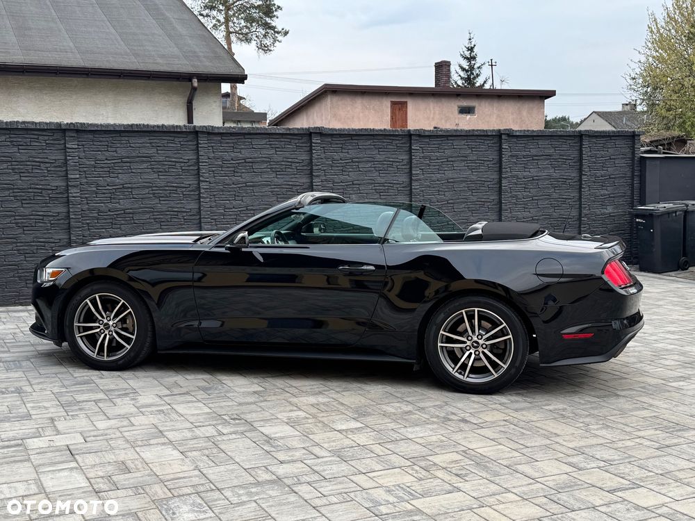 Ford Mustang Cabrio 2.3 Eco Boost - 4