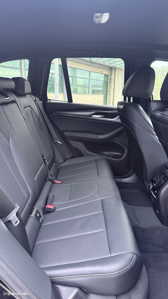 BMW X3 30 e xDrive Pack M - 54