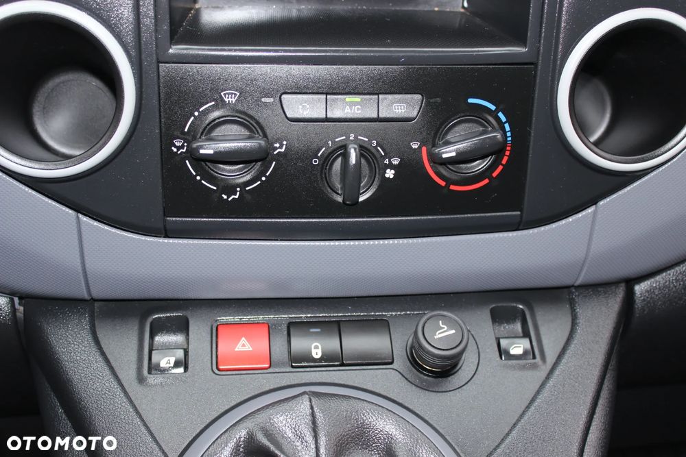 Peugeot PARTNER - 16