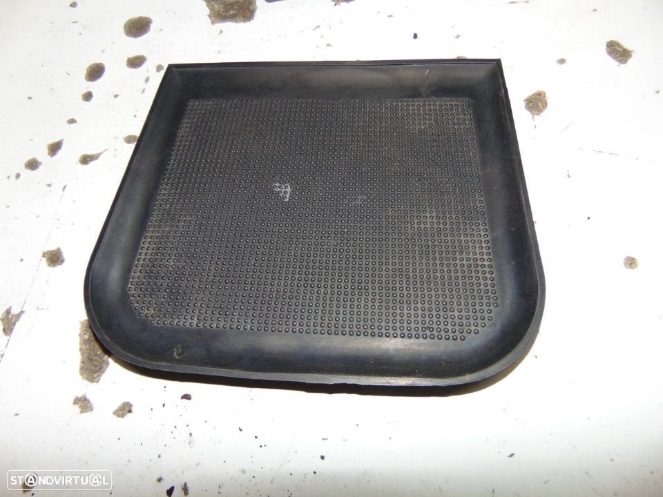 Opel Astra 99 2002 Relógio cada 20€ Opel Frontera A borracha da consola 10€ Opel Ascona B - 3