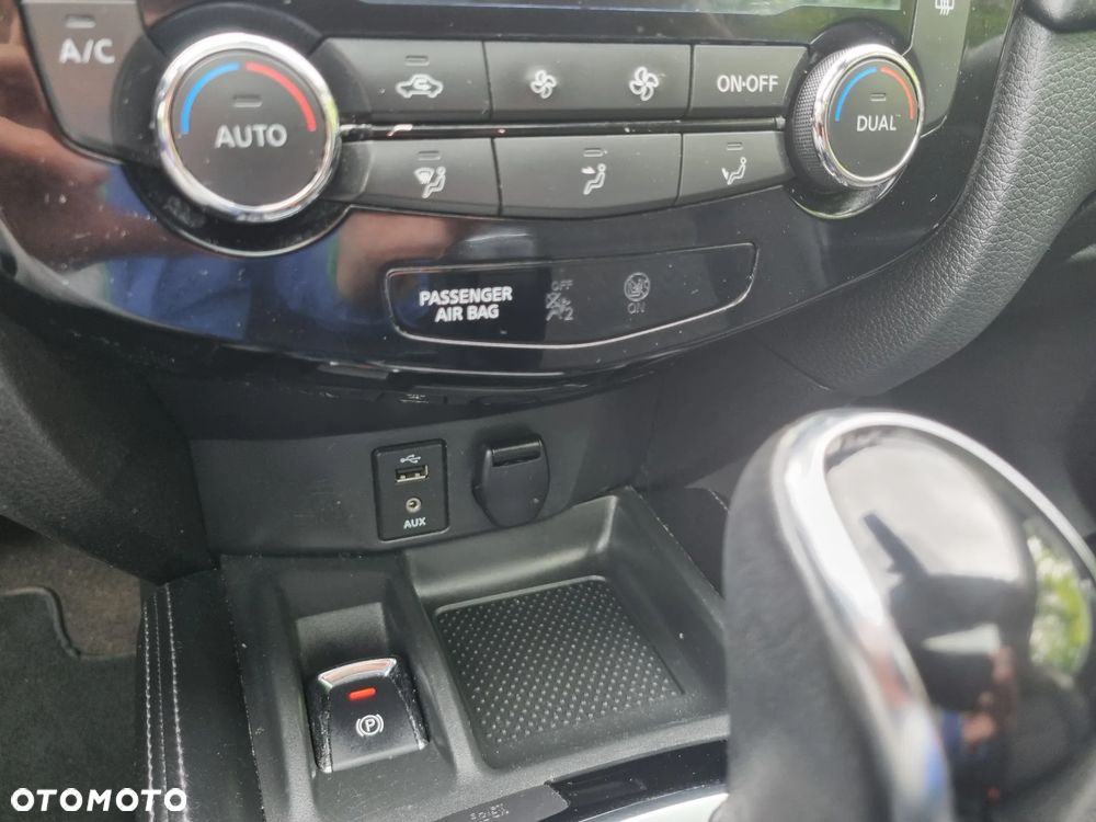 Nissan X-Trail 2.0 dCi Xtronic Tekna - 27