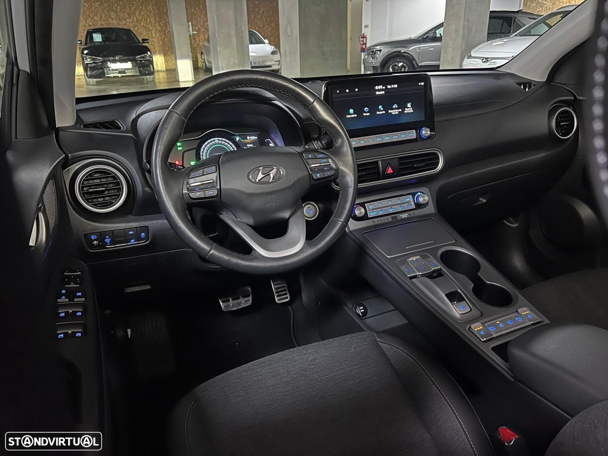 Hyundai Kauai EV 64 kWh Premium - 17