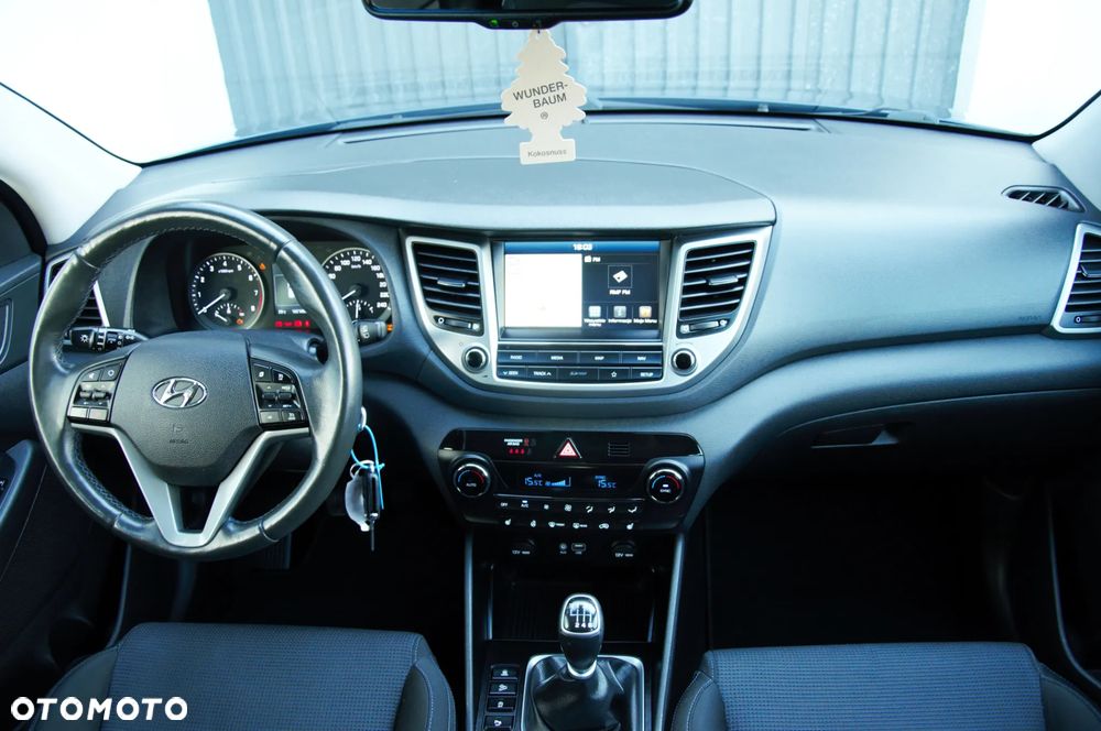 Hyundai Tucson 1.6 GDI BlueDrive GO 2WD - 17