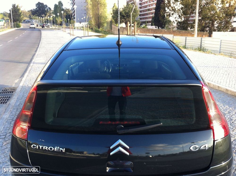 Citroën C4 1.6 HDi 110 VTR Pack - 1
