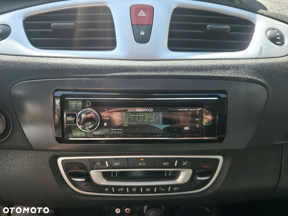 Renault Scenic - 16