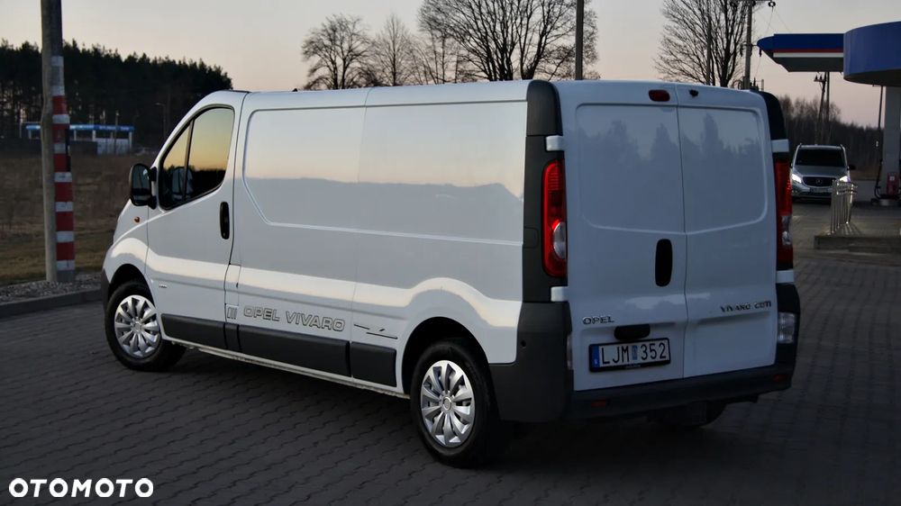 Opel Vivaro - 9
