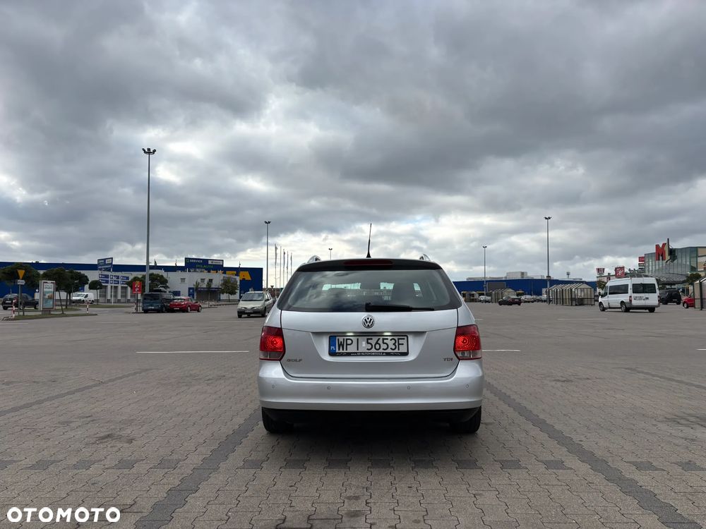 Volkswagen Golf V 1.9 TDI DPF BlueMot Comfortline - 24